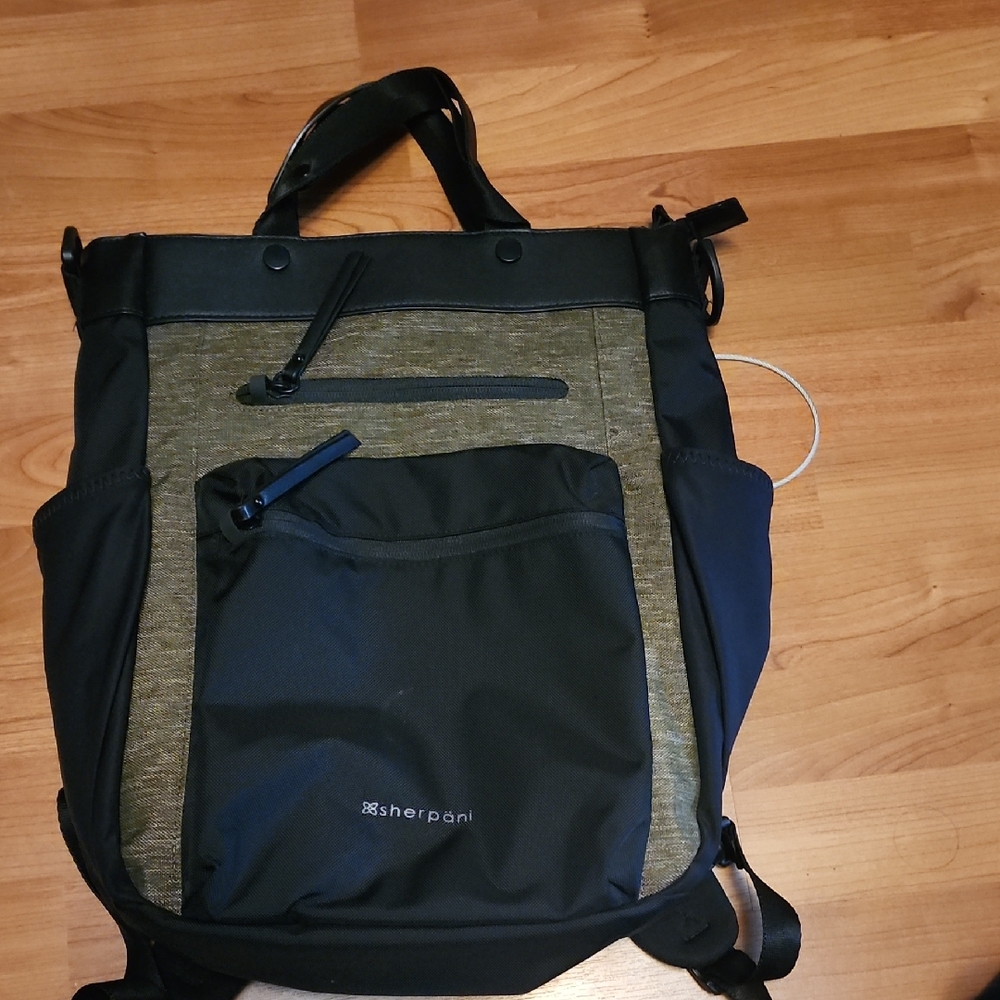 Sherpani Black and Olive Green Convertible Men’s Backpack Tote